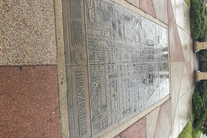 African American Heritage Tour of Chicago - Bronzeville: gospel origins, the Bronzeville name, and powerhouse leadership