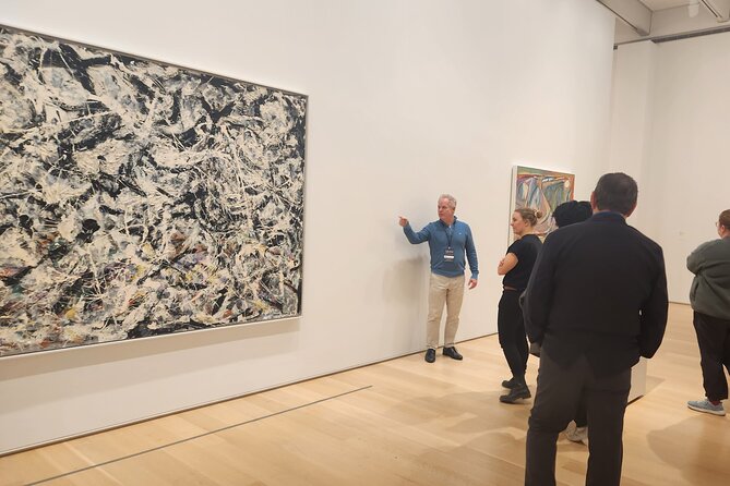 Art Institute of Chicago Private Expert Guided Tour - A smart way to tackle the Art Institute in 2 hours