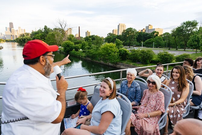 Big Bus Chicago: Sunset Tour by Open-Top Bus with Live Guide - Millennium Park’s Bean and Loop Skyline Moments