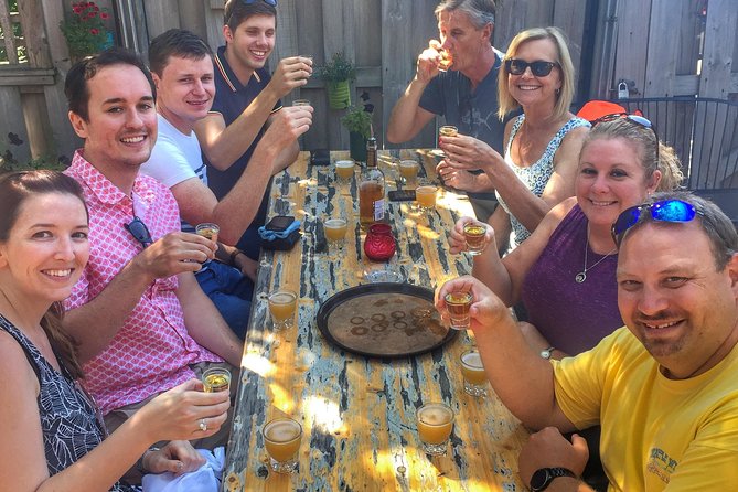 Bikes, Bites & Views: Chicago's Signature Dishes Bike Tour-Adults - Pedaling through the Gold Coast, Wrigleyville, and the Old Town edge