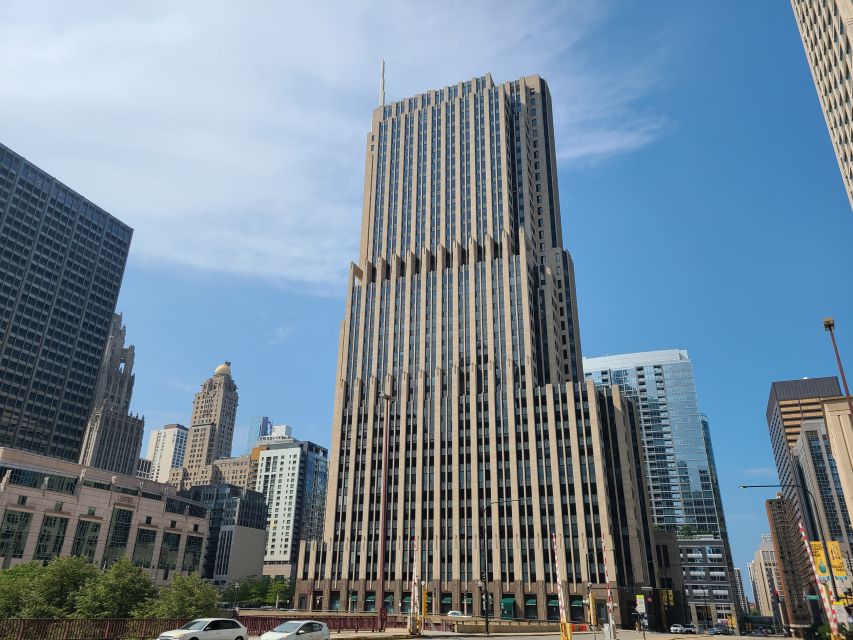 Chicago: 45-Minute Family-Friendly Architecture River Cruise - Cash Bar, Local Drinks, and What You Can Bring