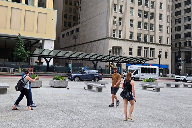 Chicago Architecture and True Crime Tour - Price and value: what you get for $35