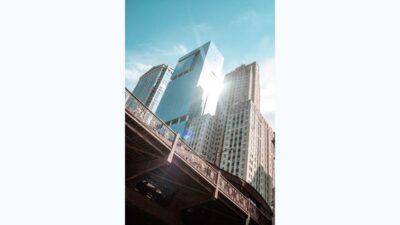 Chicago: Architecture Boat Tour with Drinks - 90 minutes on the Chicago River: the pace, the views, and the vibe