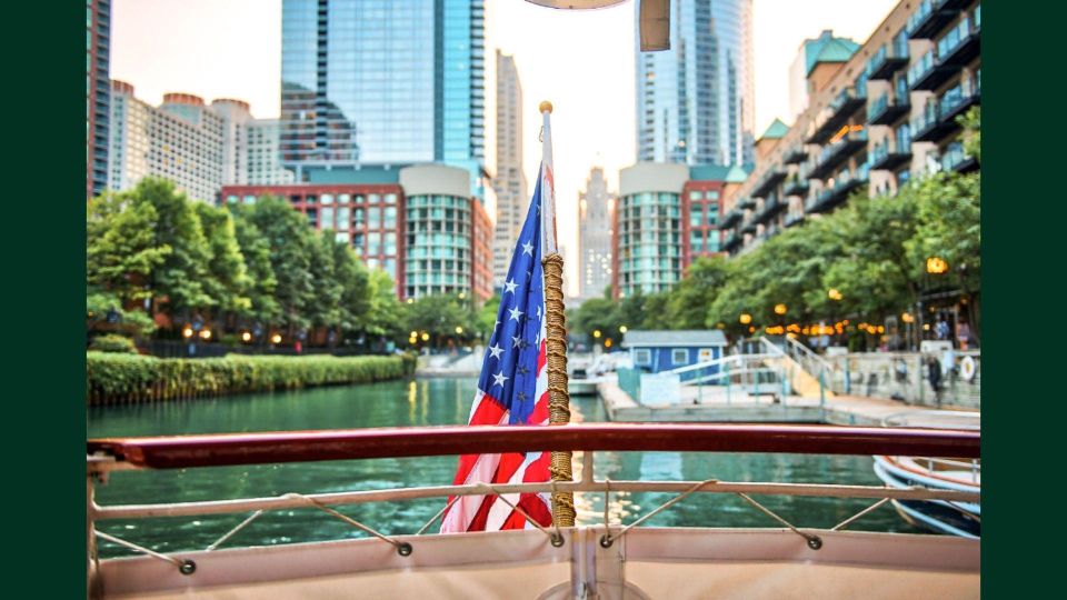 Chicago: Architecture Boat Tour with Drinks - Drinks on board: coffee, tea, lemonade, water, and soft drinks (plus what’s not included)