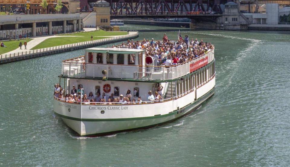 Chicago: Architecture Center Cruise on Chicago's First Lady - Open-Air Views vs. Indoor Comfort (and a Smart Weather Plan)