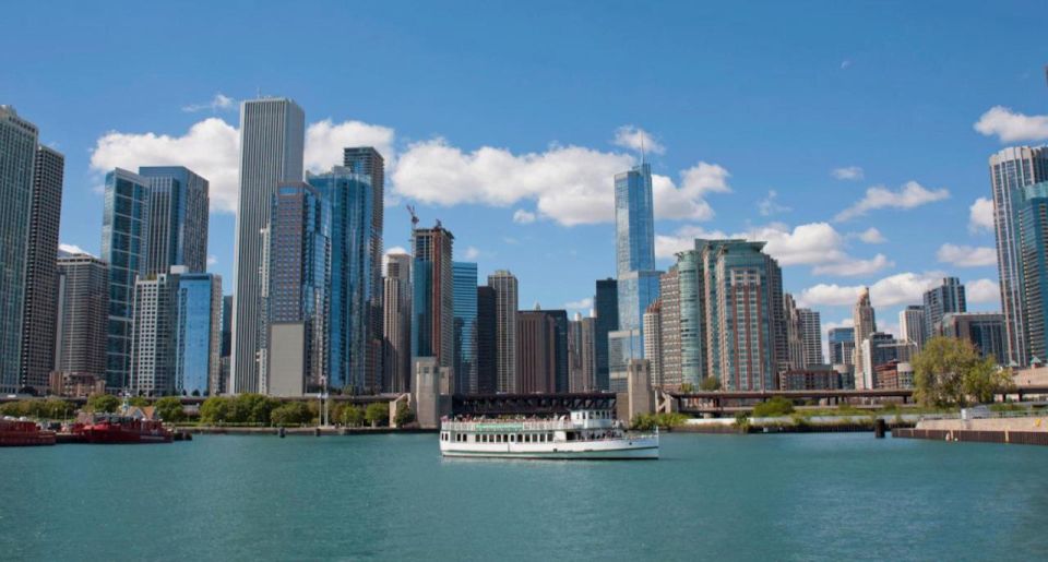 Chicago: Architecture Center Cruise on Chicago's First Lady - Should You Book the Chicago Architecture Center River Cruise?
