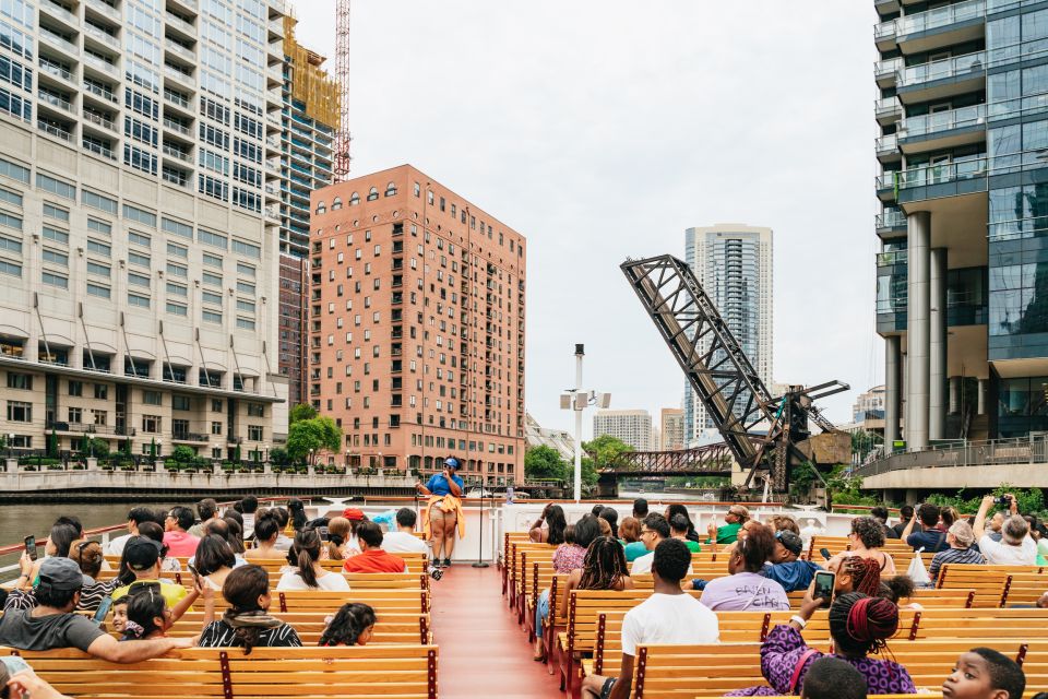 Chicago: Architecture River Cruise Skip-the-Ticket Line - Small Downsides to Plan Around