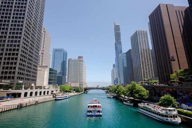 Chicago Architecture River Cruise - Price That Buys Time (and a Real Narrator)