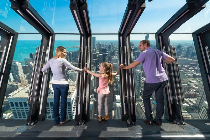 Chicago Attractions Pass: Save up to 50% - Includes 360 CHICAGO - Offbeat fun: theater tours, Butterbeer, ghost hunts, and Flyover