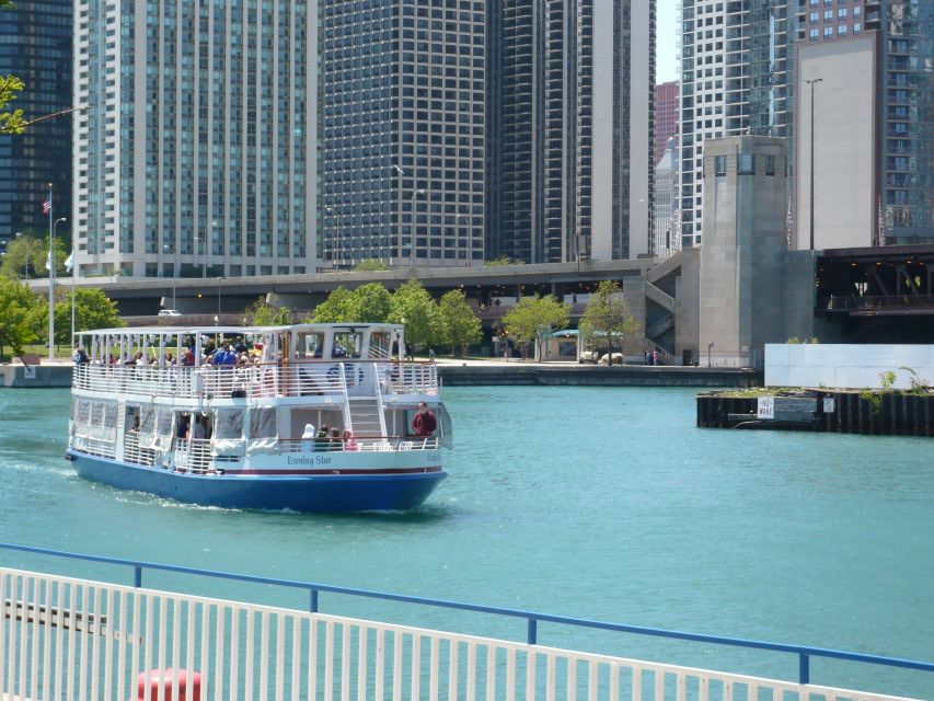 Chicago: City Minibus Tour with Optional Architecture Cruise - Museum Campus and Soldier Field views: skyline without the crowds