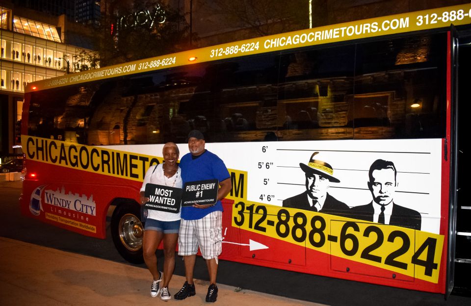 Chicago Crimes Night Tour - St. Valentine’s Day Massacre and the walk of Dillinger’s last steps