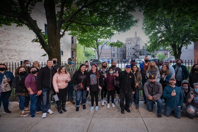 Chicago Hauntings Original Ghost Bus Tour - Stop 3: Couch Mausoleum—who’s really buried and why it’s creepy