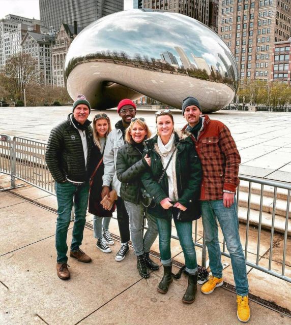 Chicago in a Day: Food & Walk Tour+Free Bike or Kayak Rental - First tasting stop: lunch energy before the river views