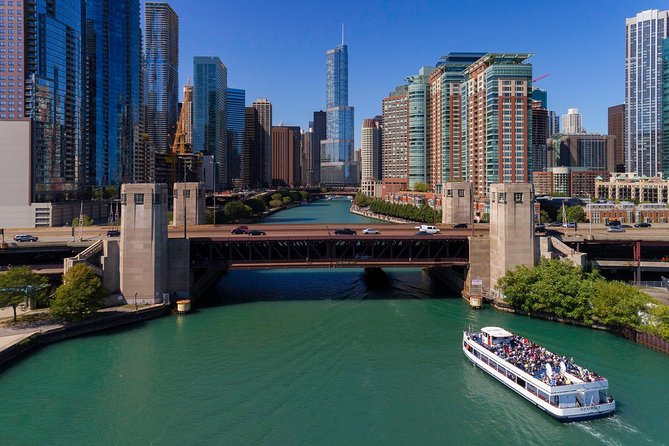 Chicago Lake and River Architecture Tour - The landmark pass-by list you should actually look for