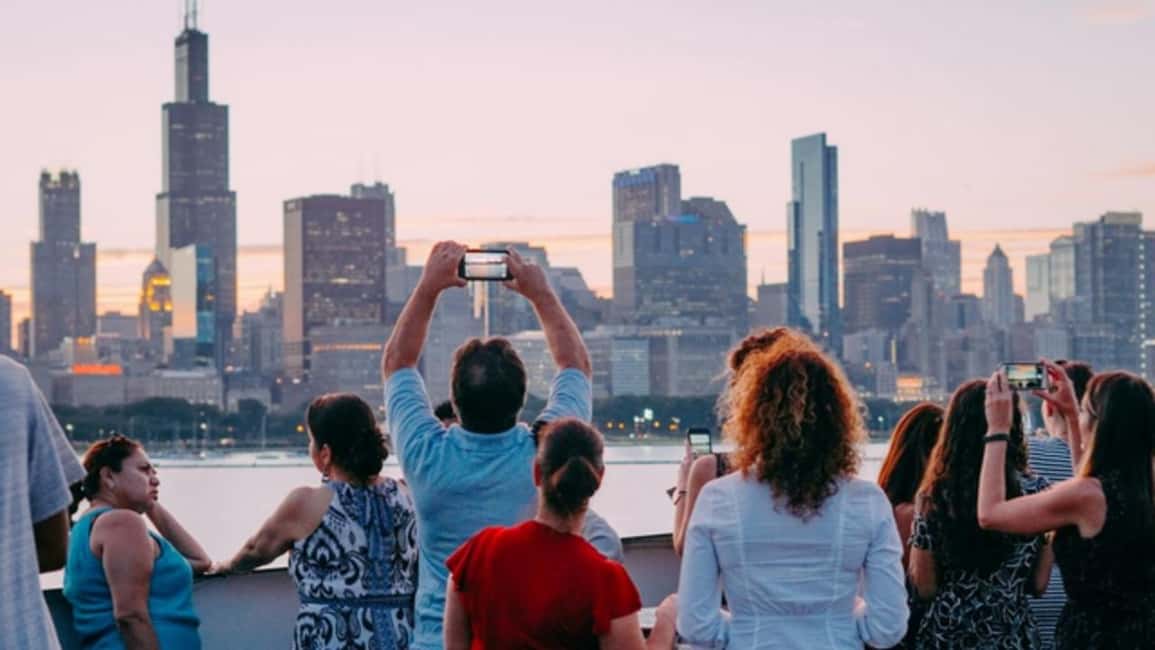 Chicago: Lake Michigan Lunch or Dinner Cruise - Where you board the Odyssey at Navy Pier (and how to avoid stress)