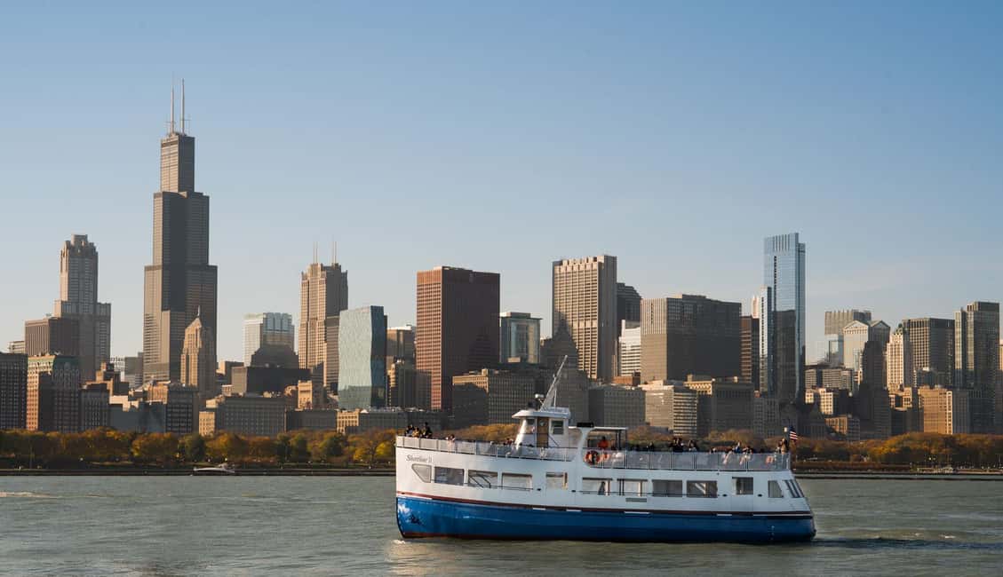 Chicago: Lake Michigan Skyline Cruise - Boarding photo: available, not included