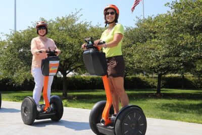 Chicago Landmarks & Museum Campus Small Group Segway Tour - Buckingham Fountain and Soldier Field: classic landmarks with quick photo chances