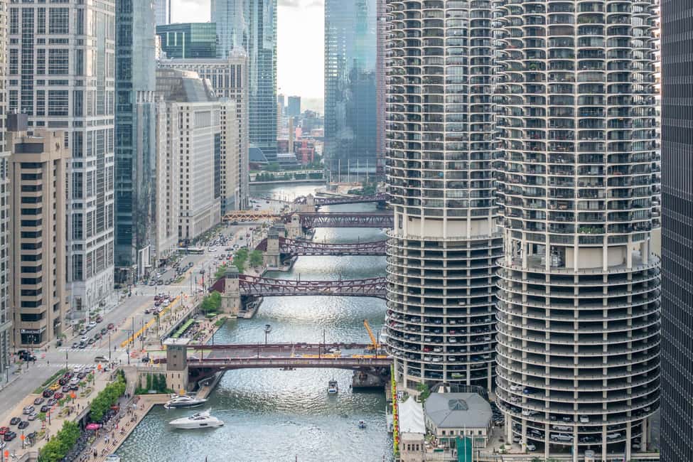 Chicago: Magnificent Mile Tour With Optional 360 Chicago - Optional upgrade: 360 Chicago for Lake Michigan panoramas