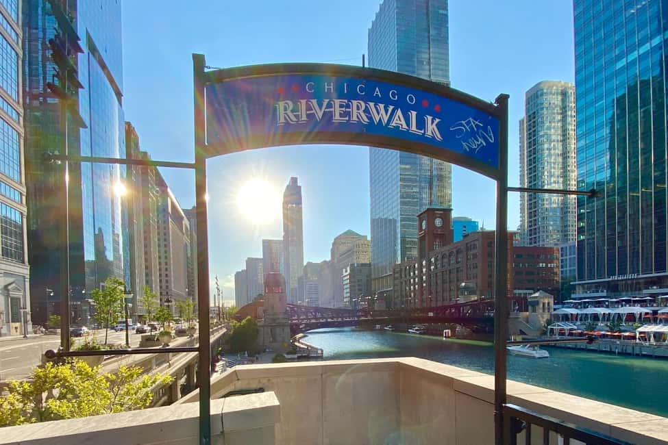 Chicago: Magnificent Mile Tour With Optional 360 Chicago - Should you book this tour?