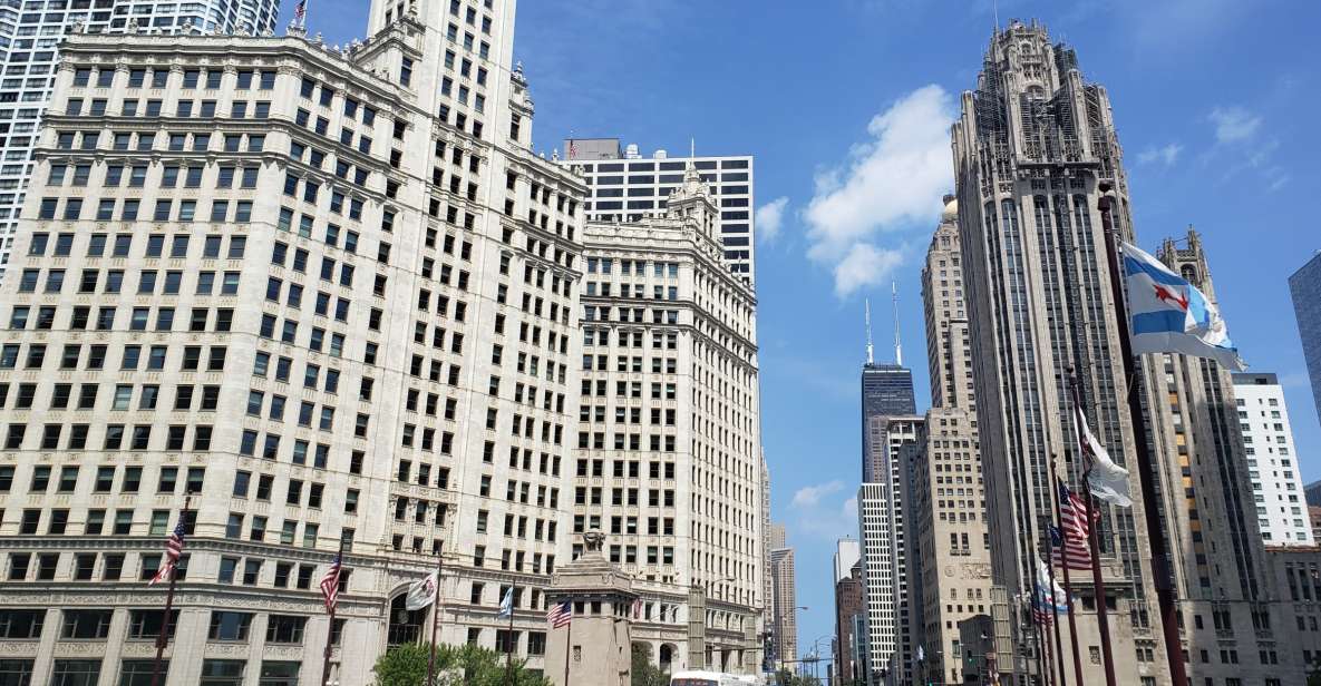 Chicago: Must See Chicago 90 minute Walking Tour - The 90-minute walk plan: Loop, River, Millennium Park