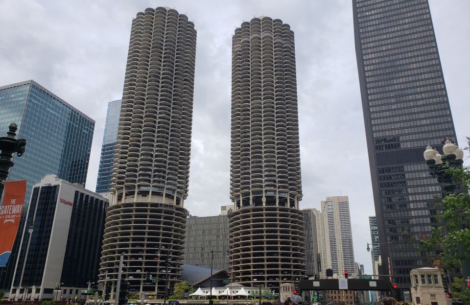 Chicago: Must See Chicago 90 minute Walking Tour - Price and what you actually get for $35