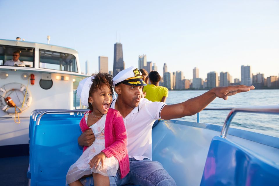 Chicago: Narrated Sightseeing River and Lake Cruise - What you get for $45: value that makes sense