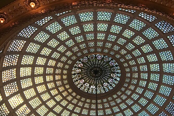 Chicago Private Custom City Tour with Hotel Pick Up - Lincoln Park: short visit, big neighborhood clues on the Northside