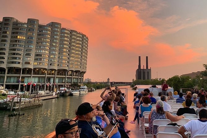 Chicago River 90-Minute Architecture Boat Tour - The 90-minute route: how you get three river branches in one sitting