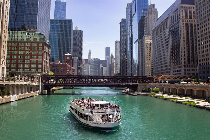 Chicago River 90-Minute Architecture Tour - The Narration: Where the Buildings Become a Story