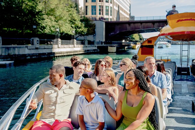 Chicago Seadog River & Lake Architectural Tour - Lake Michigan speedboat time: skyline views at thrill-boat pace