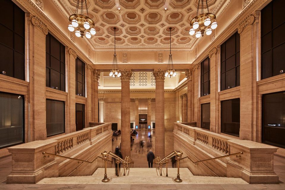 Chicago: Secret Interiors Architecture Walking Tour - South LaSalle Street: The Facade Clues That Make Interiors Make Sense