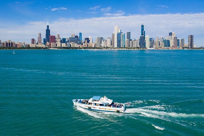 Chicago Sightseeing River and Lake Cruise - The pass-by checklist: landmarks you’ll recognize immediately