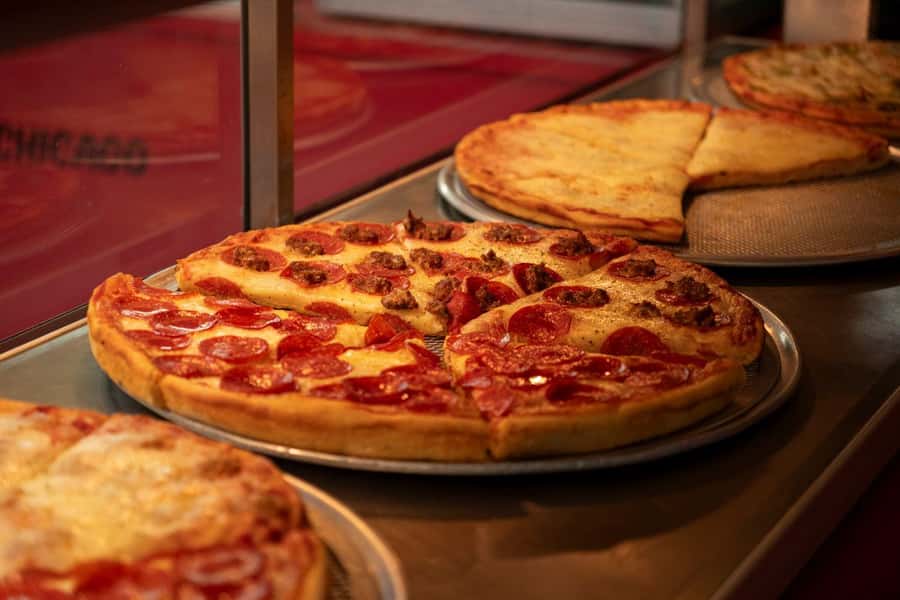 Chicago: The Ultimate Foodie Walking Tour with Tasty Stops - A Two-Hour Food Walk That Also Shows You Chicago’s Layout