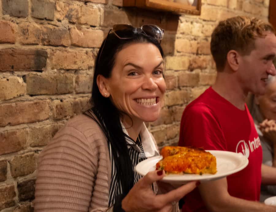 Chicago: The Ultimate Foodie Walking Tour with Tasty Stops - River North Food Tasting: Hot Dog Debates, Deep-Dish Satisfaction, Italian Beef Comfort