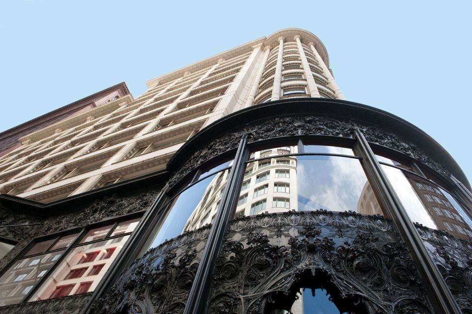 Chicago: Treasures of the Golden Age Walking Tour - Entering Chicago’s Golden Age, one block at a time