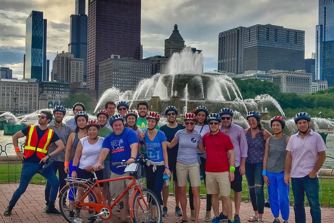 Chicago's Ultimate City Bike Tour - Why this bike tour works so well for a first Chicago pass