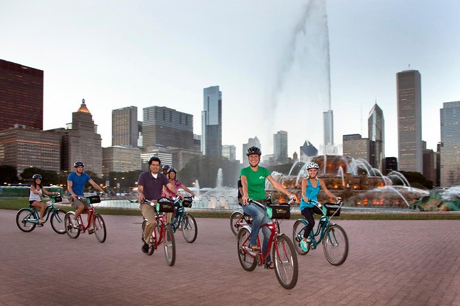Chicago's Ultimate City Bike Tour - Lakefront Trail: the easiest way to “feel Chicago”