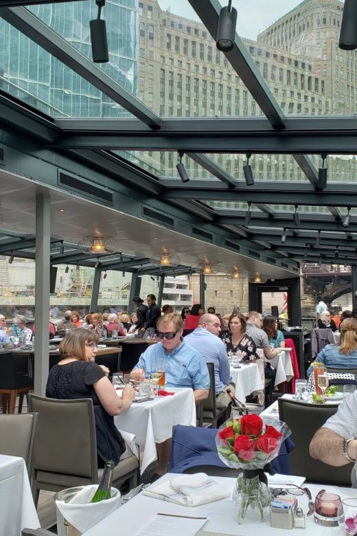 City Cruises Chicago: Brunch, Lunch, or Dinner River Cruise - Brunch vs lunch vs dinner: what actually changes