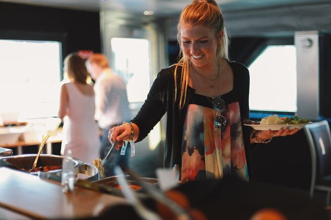 City Cruises Chicago: Fireworks Signature Dinner Cruise - From Navy Pier to Lake Michigan: The Views That Make the Ticket Worth It