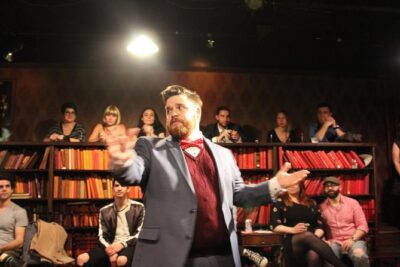 Drunk Shakespeare Ticket – Chicago - What happens during the show in about 90 minutes