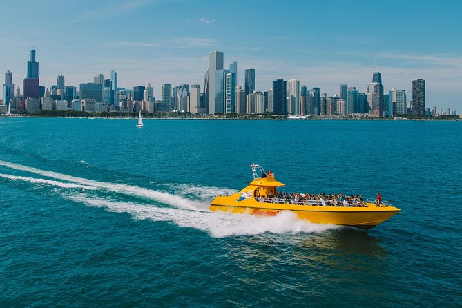 Lake Michigan 30-Minute Speedboat Ride - Buckingham Fountain and Grant Park: The Skyline’s Signature Moment
