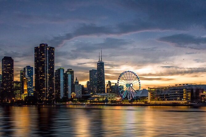 Lake Michigan Sunset Cruise in Chicago - Crossing the Lock and Watching the Skyline Shift on Lake Michigan