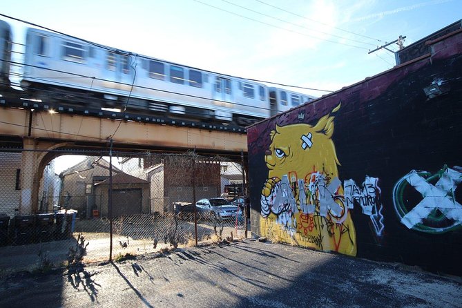 Offbeat Street Art Tour of Chicago: Urban Graffiti, Art, and Murals - What this Chicago street art tour really gives you