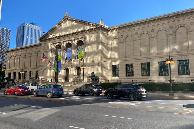 Private Downtown Chicago TV and Movie Sites Guided Walking Tour - The library from Ocean’s Eleven: noticing details instead of just snapping