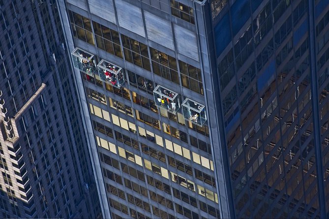 Skydeck - Willis Tower Admission - The Ledge at Willis Tower: stepping 4.3 feet out on glass