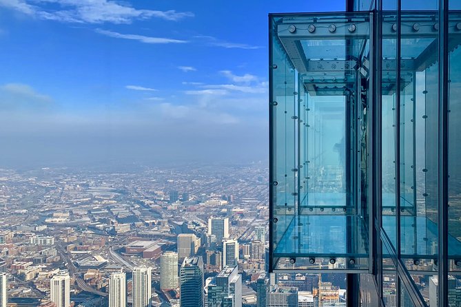 Skydeck - Willis Tower Admission - Timing your day: how long you’ll be inside and where crowds show up