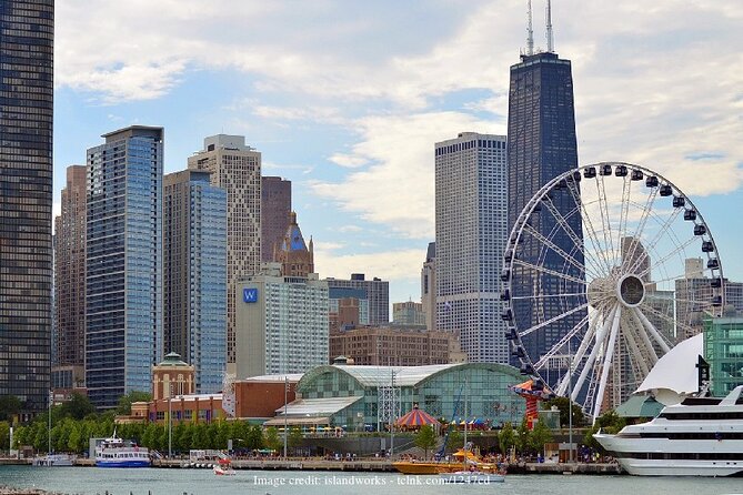 Welcome to Chicago: Private Half-Day Tour with 360 Observation Deck - The Magnificent Mile stop: Chicago Roastery at Starbucks Reserve